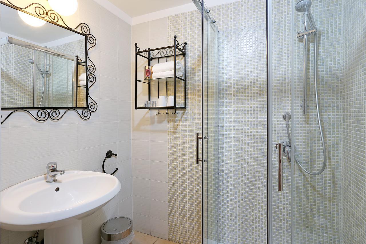 Two-Bedroom Suite,641634234:JPEG